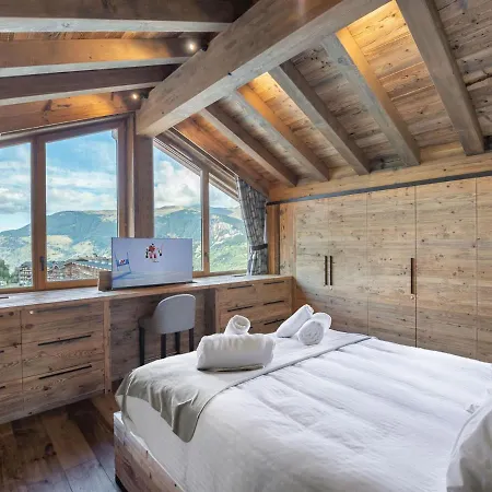 Penthouse En Centre Avec Wifi Et Parking, 6 Pour 12 Personnes - Fr-1-562-69 *